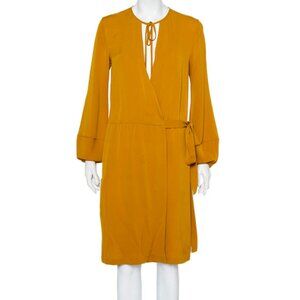 Diane Von Furstenberg Mini Wrap Nove Dress size 8 brand new